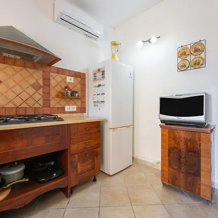 Lovely House Σπίτι διακοπών Capitana